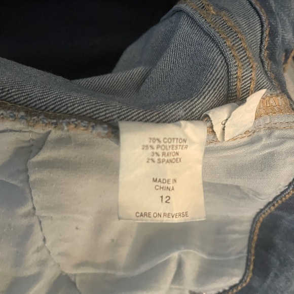 NWOT NY&Co Mid Rise Boyfriend Jeans Size 12 - Picture 7 of 7